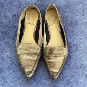 Vince Camuto pointed toe flats in pewter/metallic